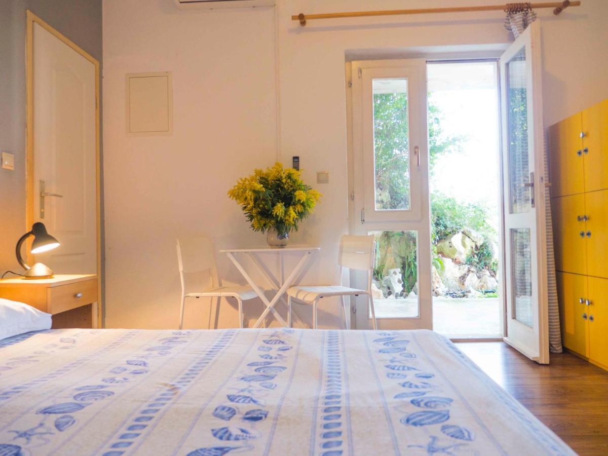 Hostel Kapa Hvar Town Exterior photo